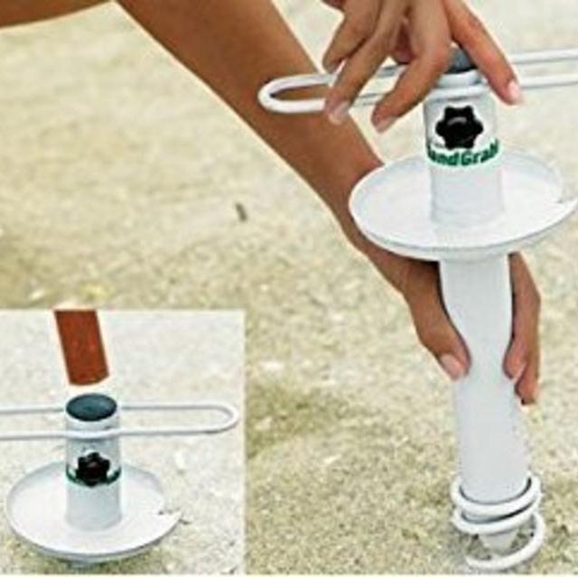 Oliasports Metal Beach Umbrella Anchor Stand Universal Sand Grabber Spike Auger Holder