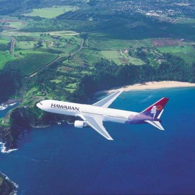 Hawaiian Honeymoon: Flight Kaua'i to The Big Island for 2