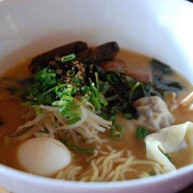 Dinner at Lucky Belly Honolulu