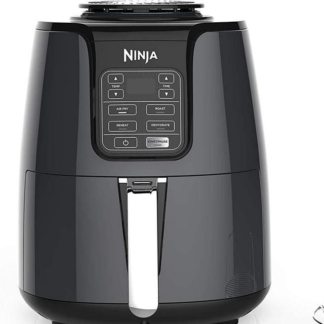 Ninja Air Fryer that Cooks, Crisps and Dehydrates, with 4 Quart Capacity, and a High Gloss Finish