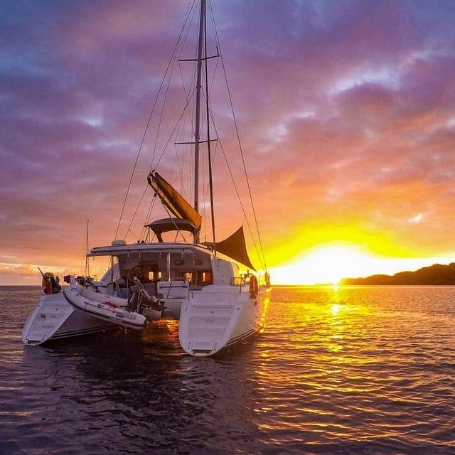 Honeymoon Gift: Sunset Cruise