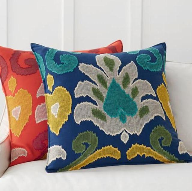 Pottery Barn Elin Ikat Applique Pillow Cover