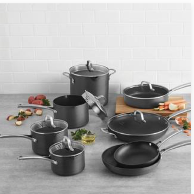 Calphalon: Cookware Set