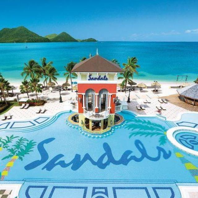 Contribute towards our Sandals Jamaica honeymoon hotel costs!