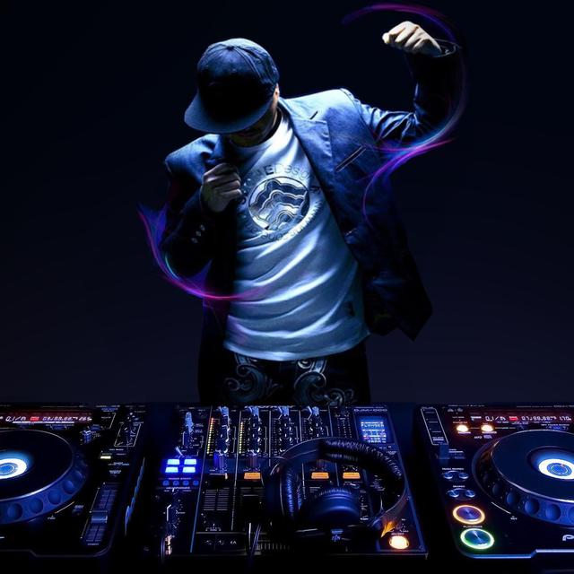 Wedding DJ