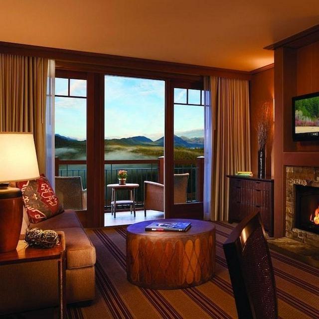 Honeymoon Resort