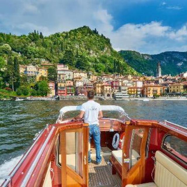 Private taxi boat tour around Lake Como