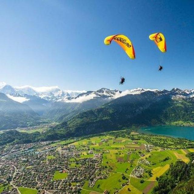 Honeymoon- Chamonix- Paragliding