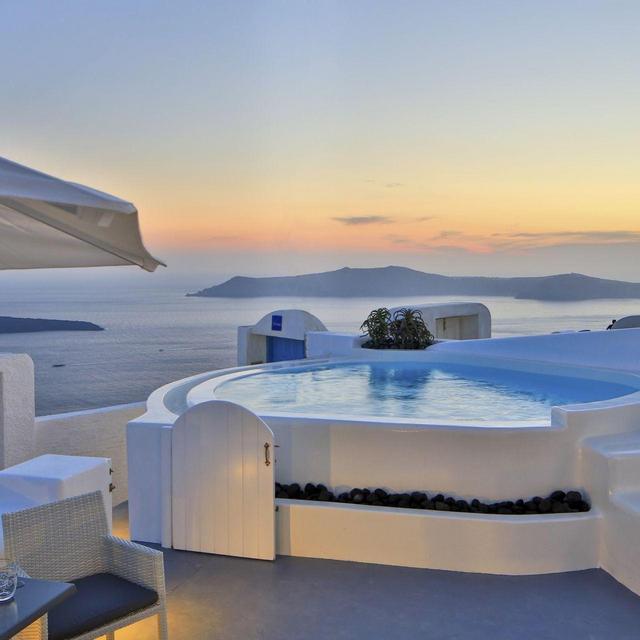 Honeymoon- Santorini- Hotel