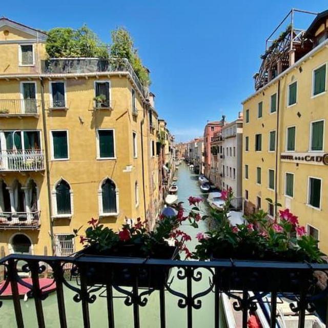 Honeymoon- Venizia- AirBnB