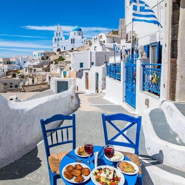 Honeymoon- Santorini- Greek Lunch