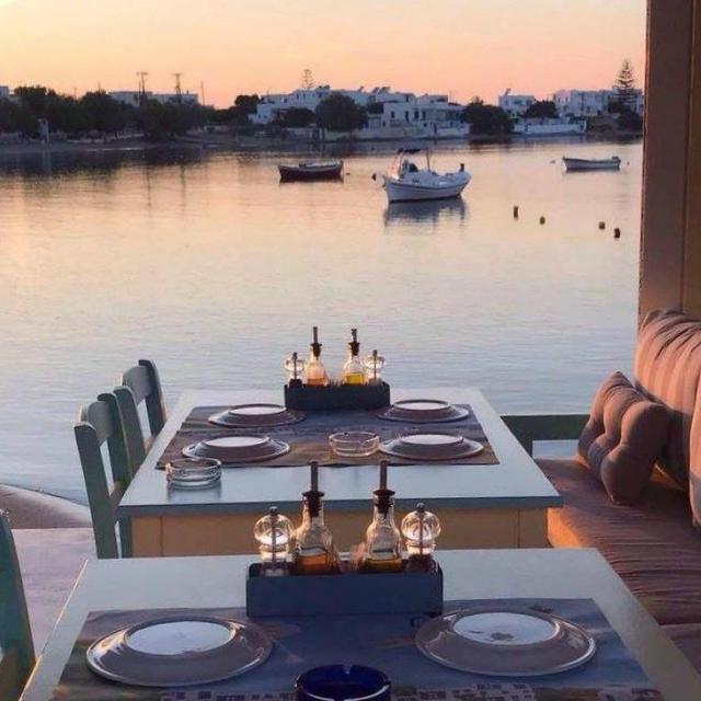 Honeymoon- Milos- Pollonia Dinner