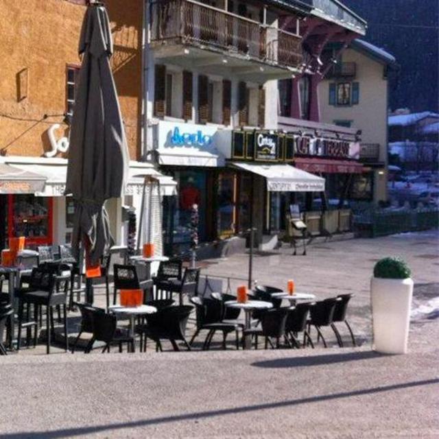 Honeymoon- Chamonix- Breakfast Cafe