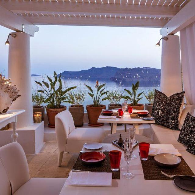 Santorini: Dinner at Mikrasia Restaurant