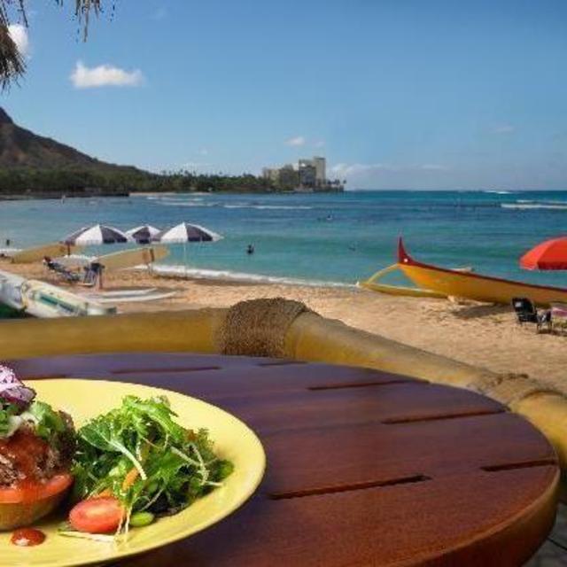 A lunch on the beach