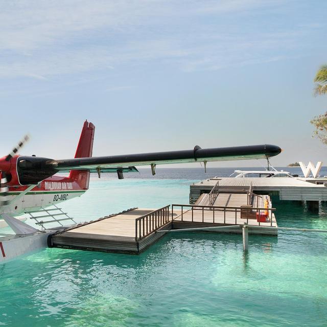 Seaplane Trasfer To Maldives Hotel