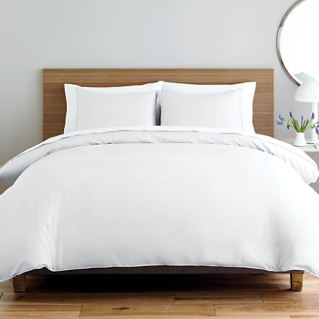 Nestwell Solid Sateen 3-Piece King Comforter Set in Bright White