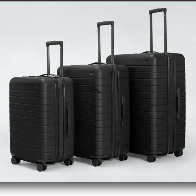 Away Luggage Set Fund