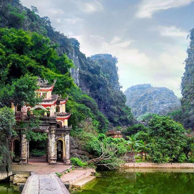 Two-Night Tour of Ninh Binh