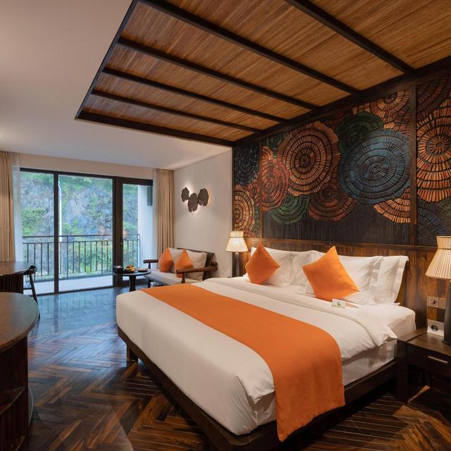 Hotel Lodging