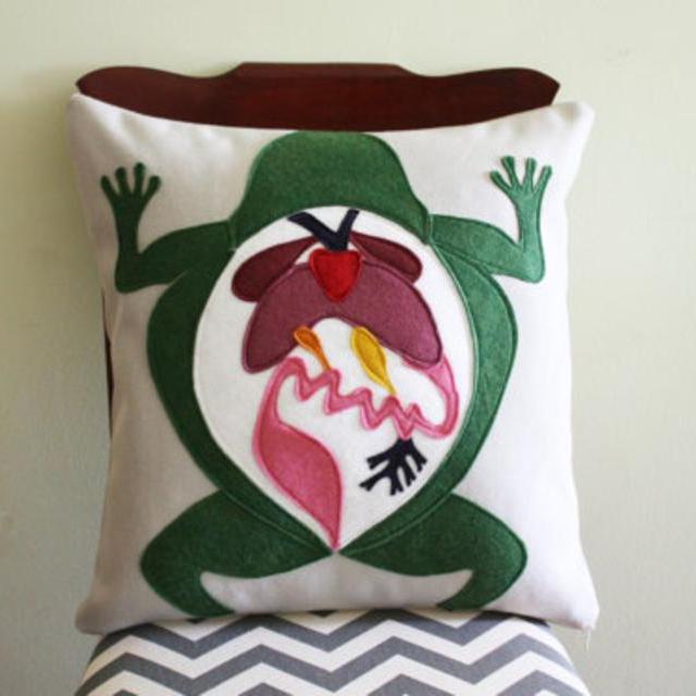 Science Diagram Pillow - Frog Dissection