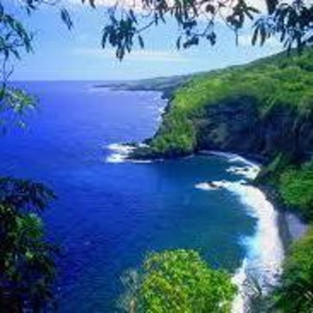 Road to Hana Small Bus Tour