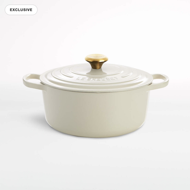 Crate and Barrel Le Creuset ® Signature 5.5-Qt. Cream Enameled Cast Iron Dutch Oven
