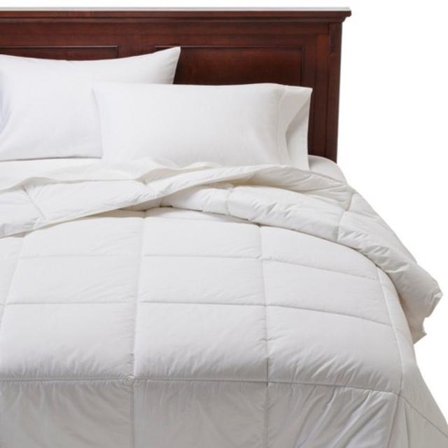 Threshold™ Down Alternative Comforter - Warmer (Weight 2) product details page