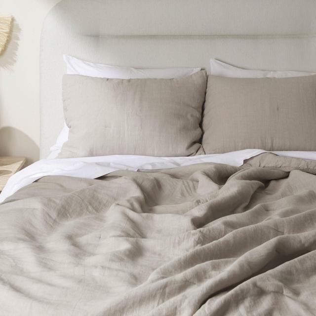 Parachute - Everyday Linen Quilt (putty, king)