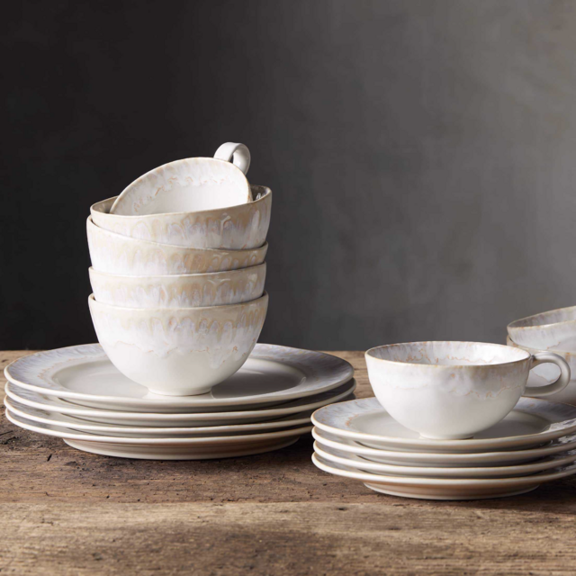 Bela Dinnerware (Set of 16)