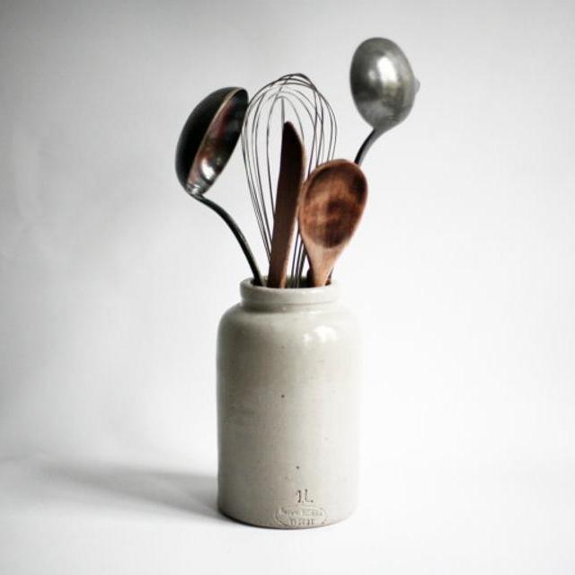 vintage utensil holder, French earthenware jar, 1950s, French kitchen decor, country decor, rustic farmhouse, french provincial ceramic vase