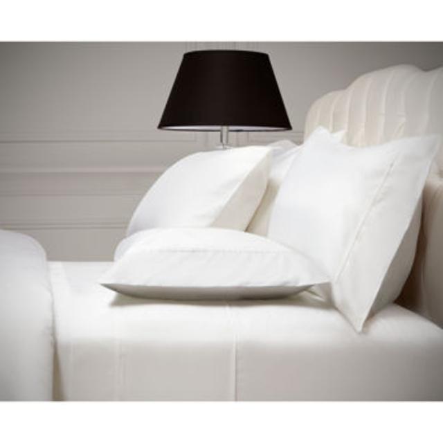 Kirkland Signature™ 540 TC Cotton Sateen Weave Queen Sheet Set