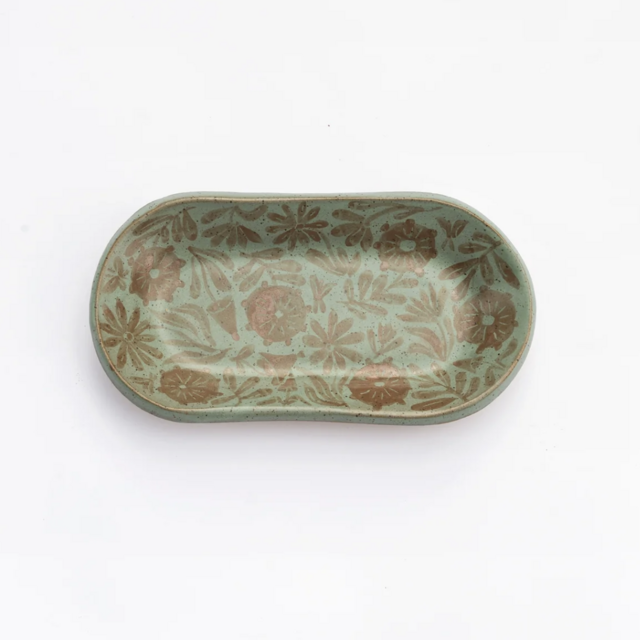 Nesting Oval Trays in Olive and Caramel - Small