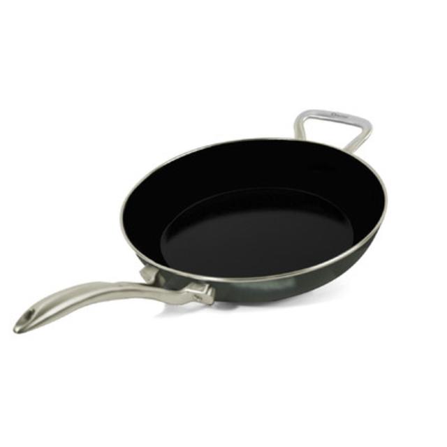 Copper Fusion 9.75" Frying Pan                        by                              Chantal