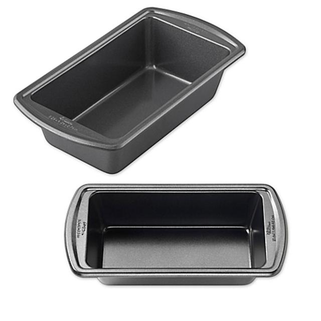 Wilton® Advance Select™ Premium 9-Inch x 5-Inch Nonstick Loaf Pan in Gunmetal