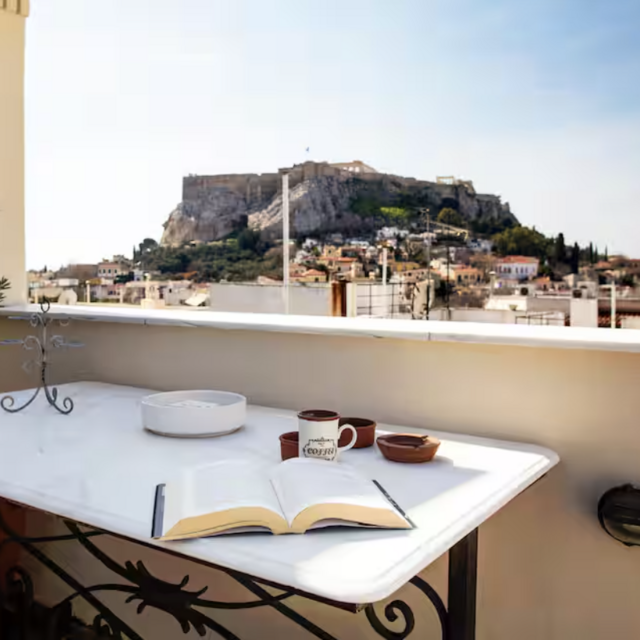 2 Nights - Rooftop Flat in Athens