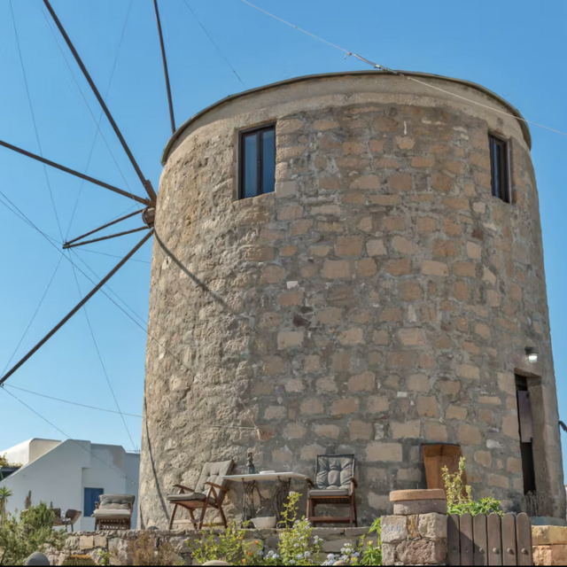3 Nights in Milos