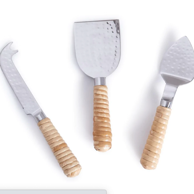 Al Fresco Hammered Cheese Knives w. Rattan Handles, Set of 3