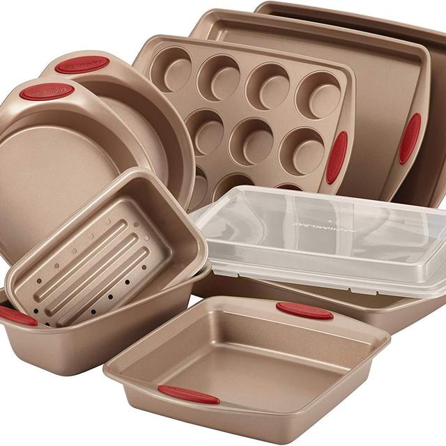 Rachael Ray 52410 Cucina Nonstick Bakeware Set with Baking Pans, Baking Sheets, Cookie Sheets, Cake Pan, Muffin Pan and Bread Pan - 10 Piece, Latte Brown with Cranberry Red Grip