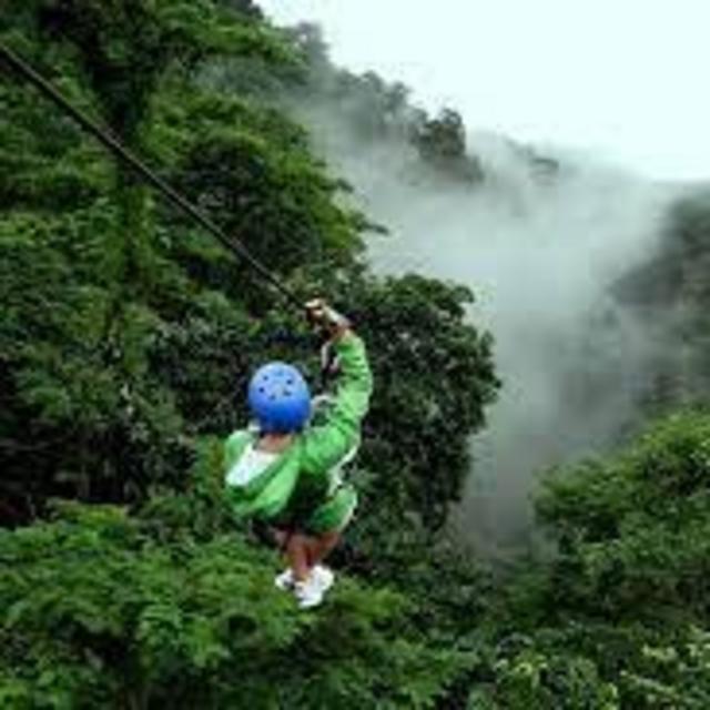 Honeymoon Zip-line Adventure in La Fortuna, Costa Rica