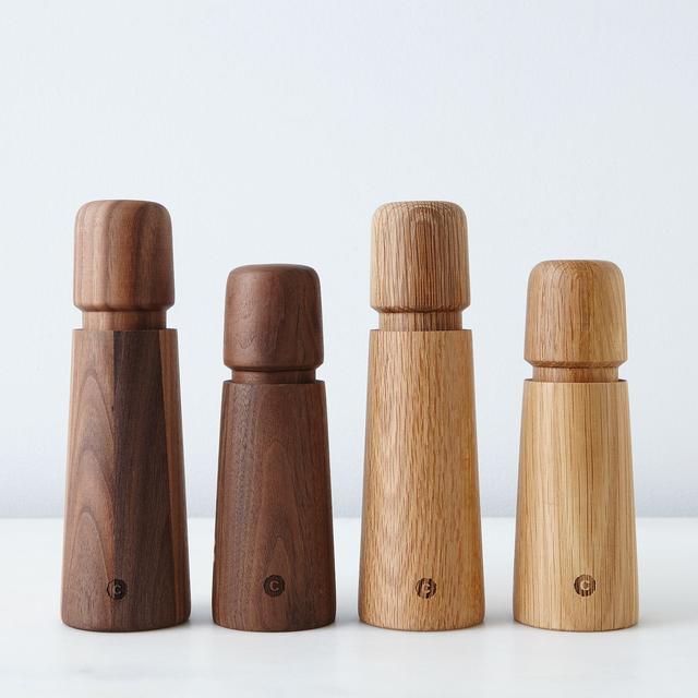 Stockholm Salt & Pepper Grinder (1 tall and 1 short in Oak)