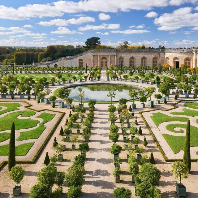Palace of Versailles & Gardens Tour