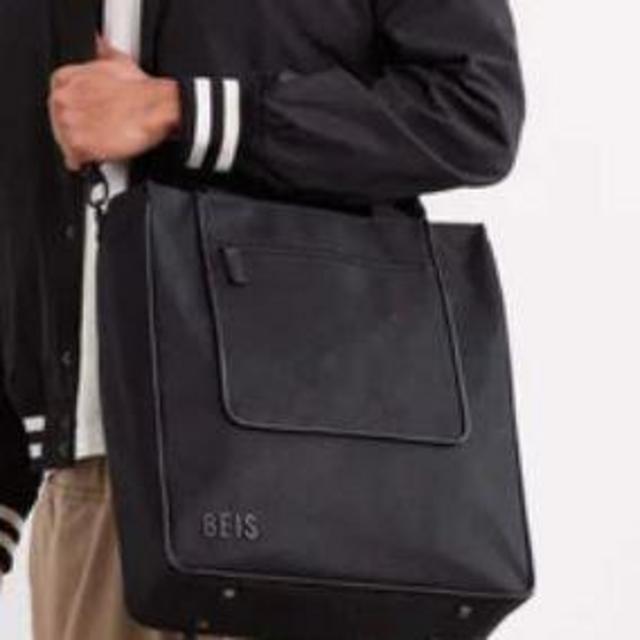The North To South Tote
