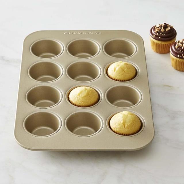 Williams-Sonoma Goldtouch® Nonstick Muffin Pan, 12-Well