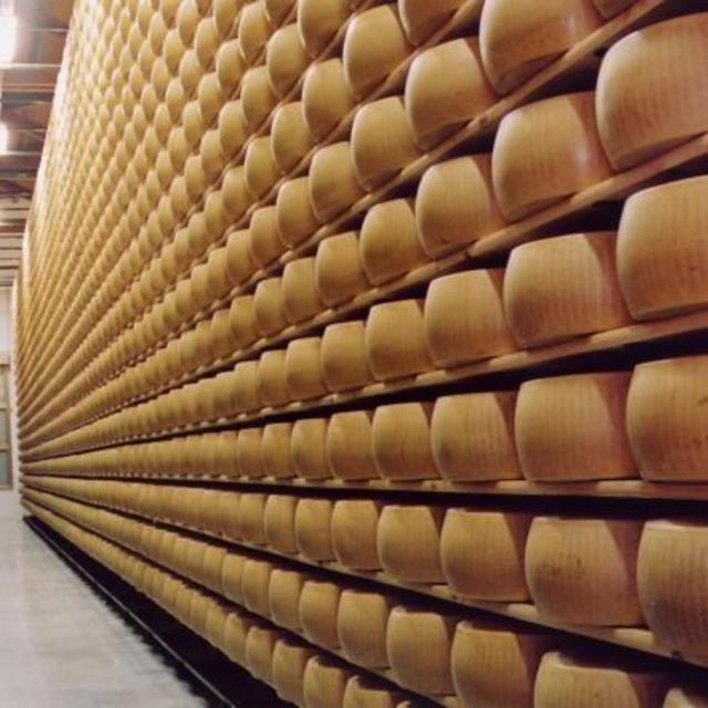 Amazing Italy: Bologna Food & Ferrari Tour