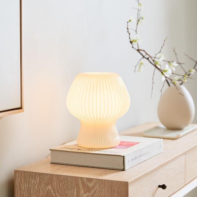 Ribbed Glass Table Lamp 13"