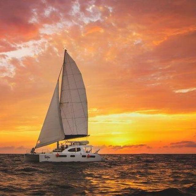Sunset Boat Cruise - Honeymoon