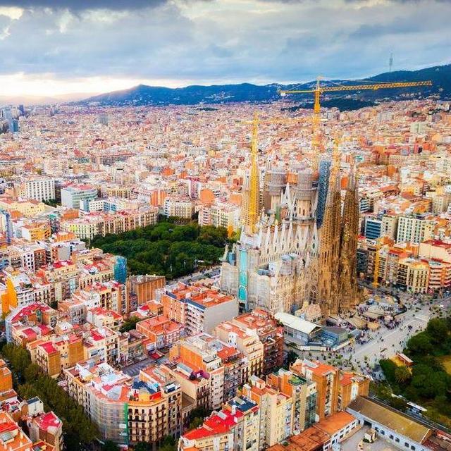 Sightseeing in Barcelona (Honeymoon)