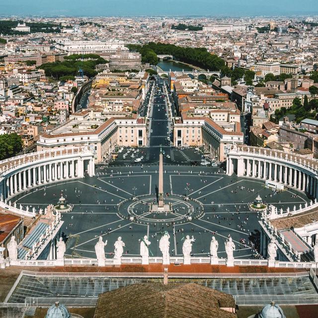 Guided Vatican Museums & Chapels Tour (Honeymoon)
