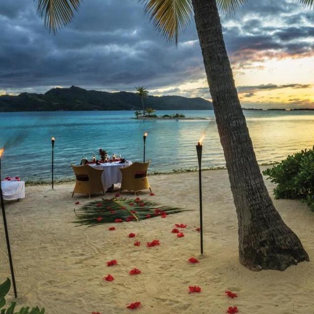 Sunset Cruise and Romantic Dinner
